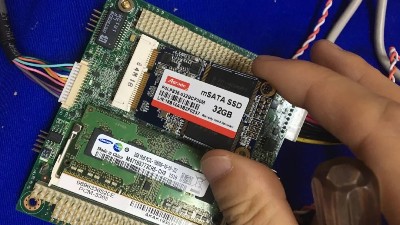 板載迷你mSATA固態(tài)硬盤(pán)的安裝方法